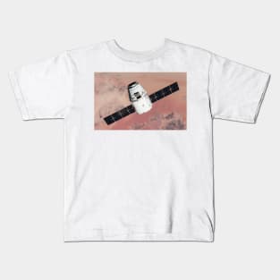 SpaceX Cargo Dragon Approaching the ISS Kids T-Shirt